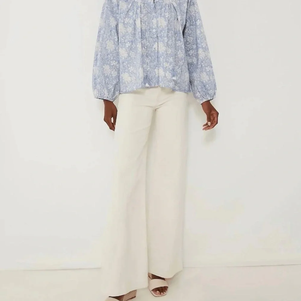 Like New-Marea Georgia Slate Top in Light Blue - Picture 3 of 5